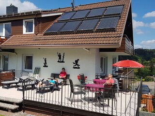 "Sonne tanken" auf der hauseigenen Sonnenterrasse