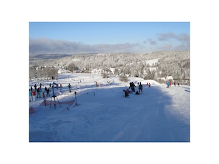 Ski und Rodelspaß sind nur 500 Meter entfernt