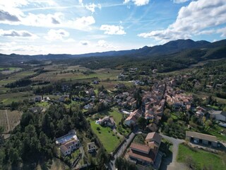 Holiday house Prades-sur-Vernazobre Environment 32