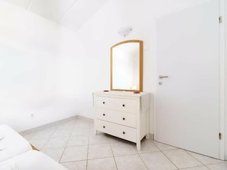 Apartment Lumbarda Features 20