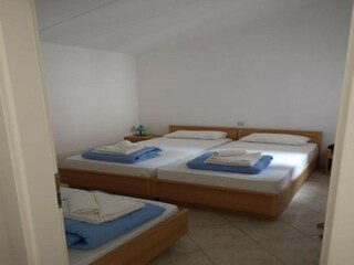 Apartment Lumbarda Features 15