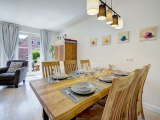 Wohn- und Essbereich