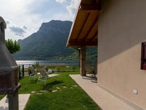 Villa am Idrosee mit Bergblick - Crone di Idro - image1