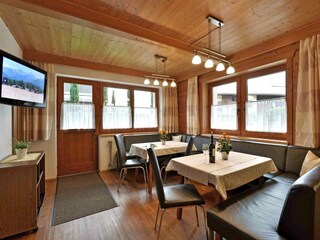 Apartment Fügen Features 8