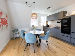 Küche und Essbereich