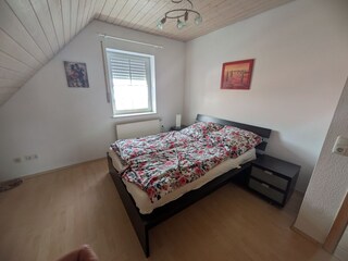 Schlafzimmer Wohnung DG