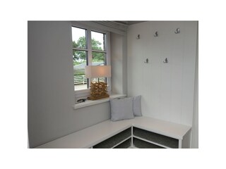 Der Eingangsbereich, Platz für Outdoorkleidung und[...]