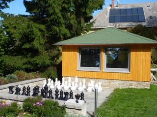 Grillpavillon + Freilandschach