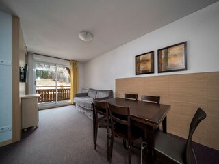 Apartment Uvernet-Fours Ausstattung 6