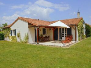 Ferienpark Villa in Frankreich mit Pool und Garten - Les Forges - image1