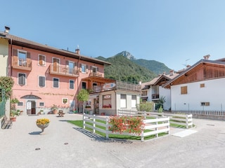 Apartment Mezzolago Außenaufnahme 1