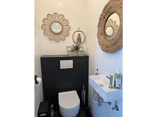 das WC