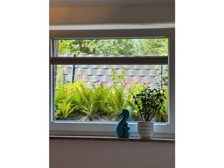 Ihr Blick in den Garten (Schlafzimmer)