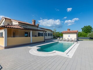 Villa Nedescina Buitenaudio-opname 3