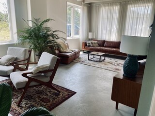 A comfortable living room with a cozy seating area