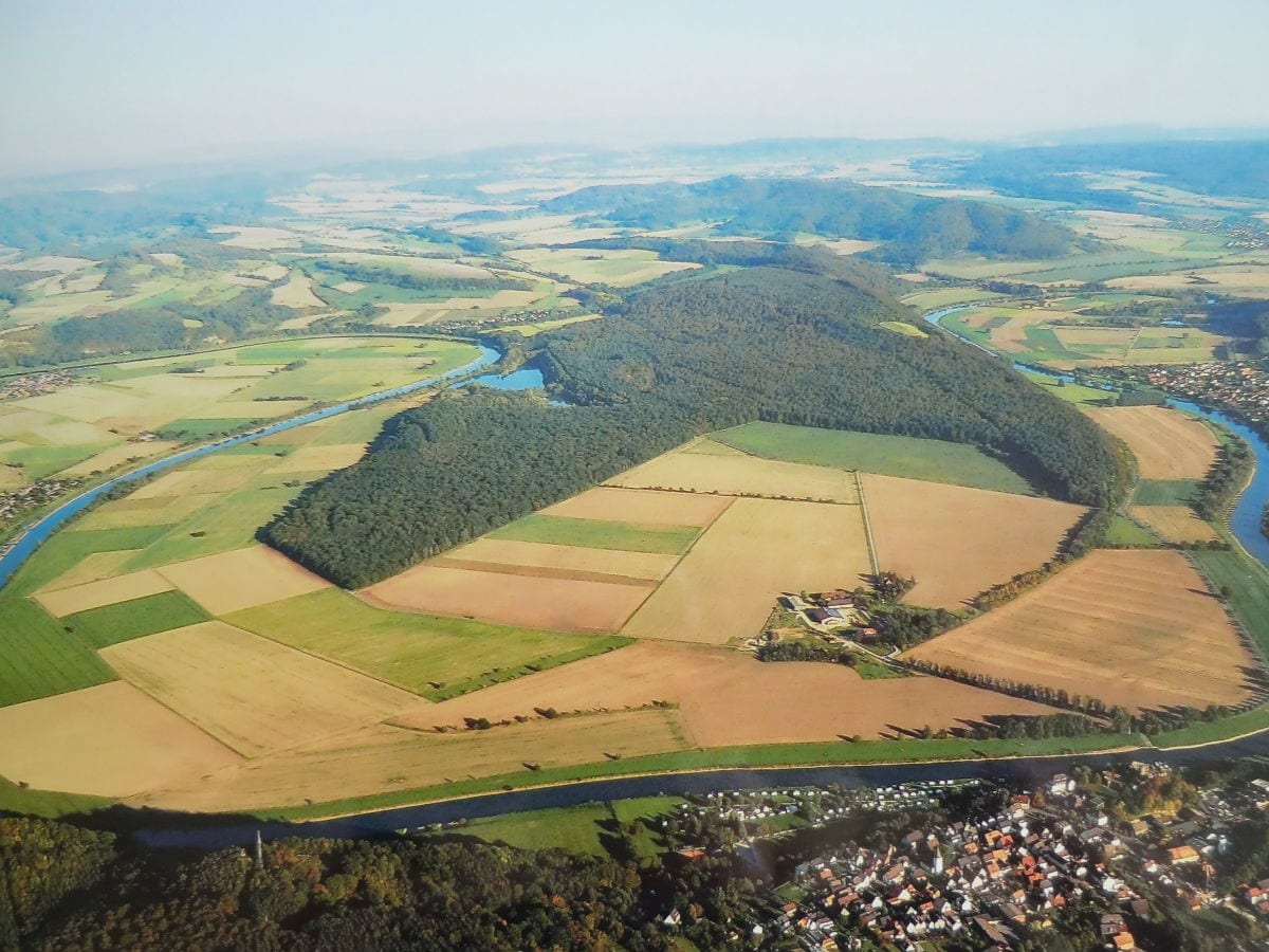 Der Weserbogen, im Vordergrund Polle