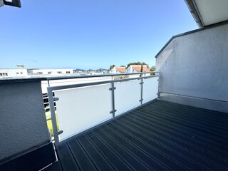 Teilüberdachte Dachterrasse