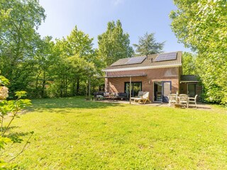 Der große umzäunte Garten