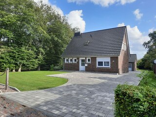 Hamp‘s Ferienhaus Nordlicht, neue Hofanlage mit Garten