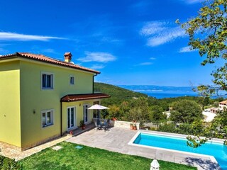 Appartement Brseč Buitenaudio-opname 6