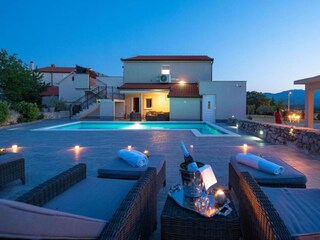Villa Trilj Buitenaudio-opname 5