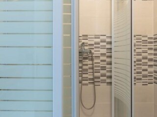 Apartment Molunat Features 12