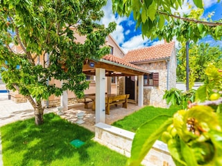 Villa Gornji Poličnik Außenaufnahme 6