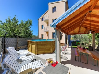 Apartment Kastel Novi  12