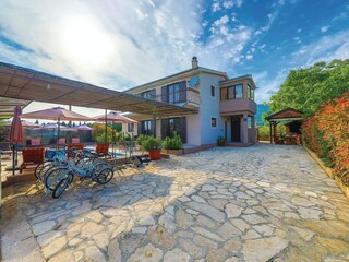 Villa Kastel Novi Buitenaudio-opname 3