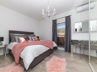 Villa Kaštel Stari Ausstattung 8