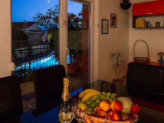 Apartment Okrug Gornji  15