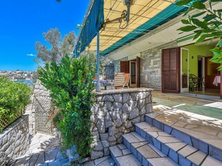 Maison de vacances Okrug Donji Enregistrement extérieur 2