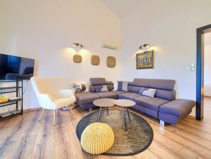 Two Bedroom Apartment with Terrace and Sea View - Kornić - image1