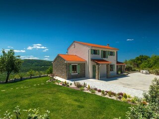 Villa Livade Buitenaudio-opname 6