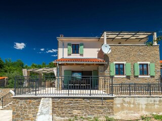 Villa Livade Buitenaudio-opname 7