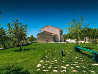 Villa Livade Buitenaudio-opname 6