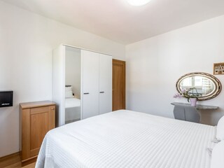 Apartment Kastel Kambelovac Features 24