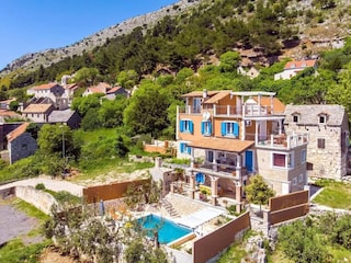 Villa Jesenice bei Dugi Rat Außenaufnahme 17