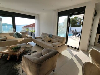 Villa Okrug Gornji Features 27