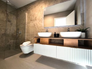 Villa Okrug Gornji Features 10