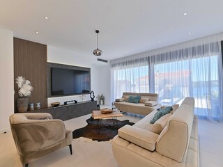 Villa Okrug Gornji Características 46