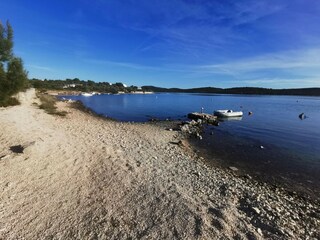 Wohnwagen Pirovac  25