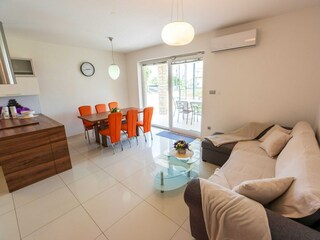 Maison de vacances Turanj Équipement 14