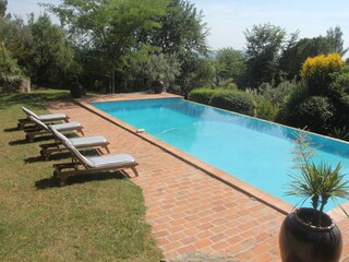 Landhaus Fayence Außenaufnahme 16