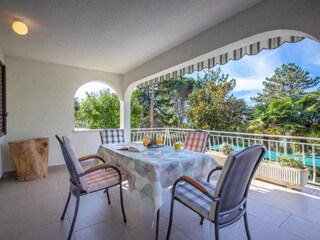 Apartment Njivice Außenaufnahme 4