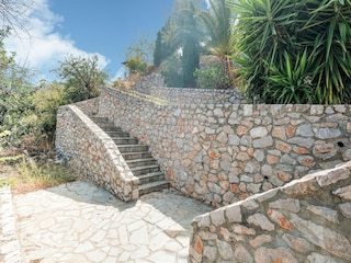Villa Péra Mélana Features 25