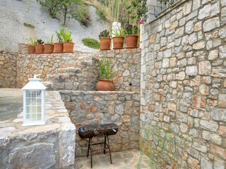 Villa Péra Mélana Buitenaudio-opname 3