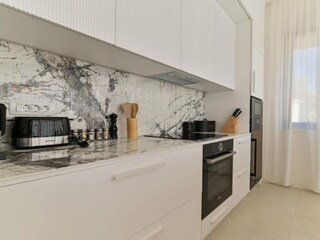 Villa Okrug Gornji Caratteristiche 13