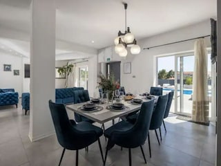 Villa Sućuraj Features 15