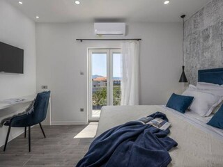 Villa Sućuraj Caratteristiche 17